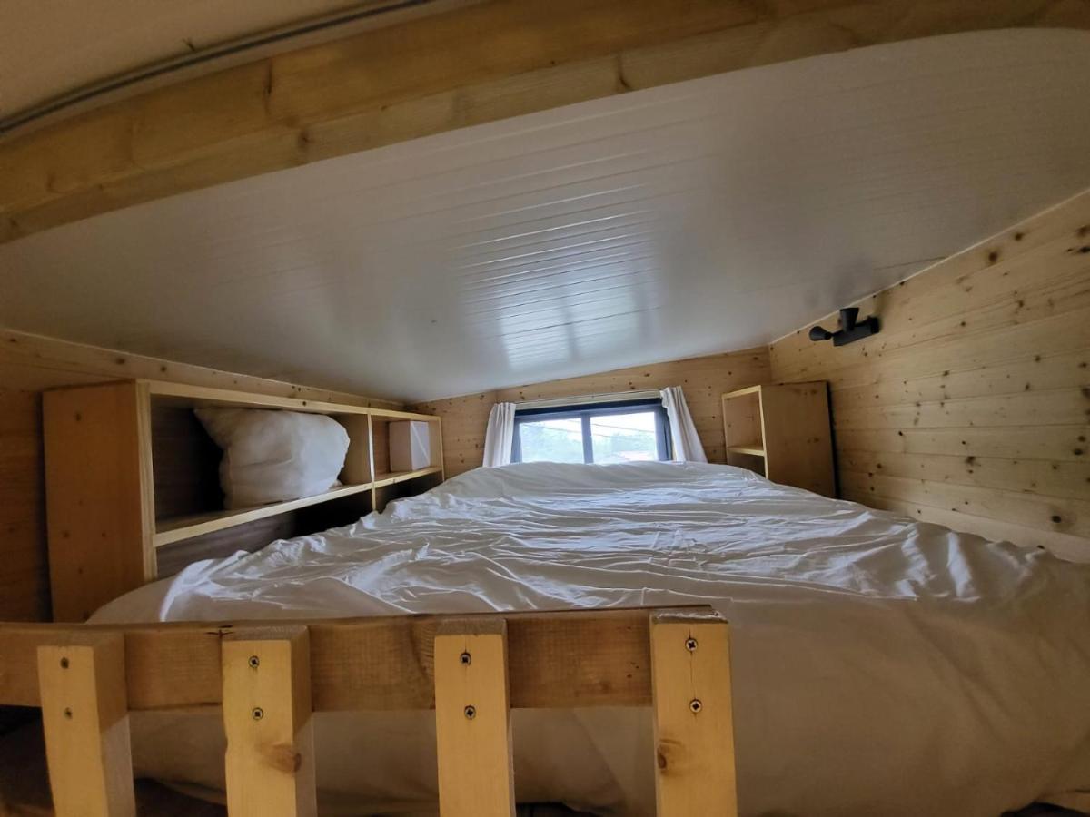 Tinyhouse Rossas Villa Santa Comba de Rossas Bagian luar foto