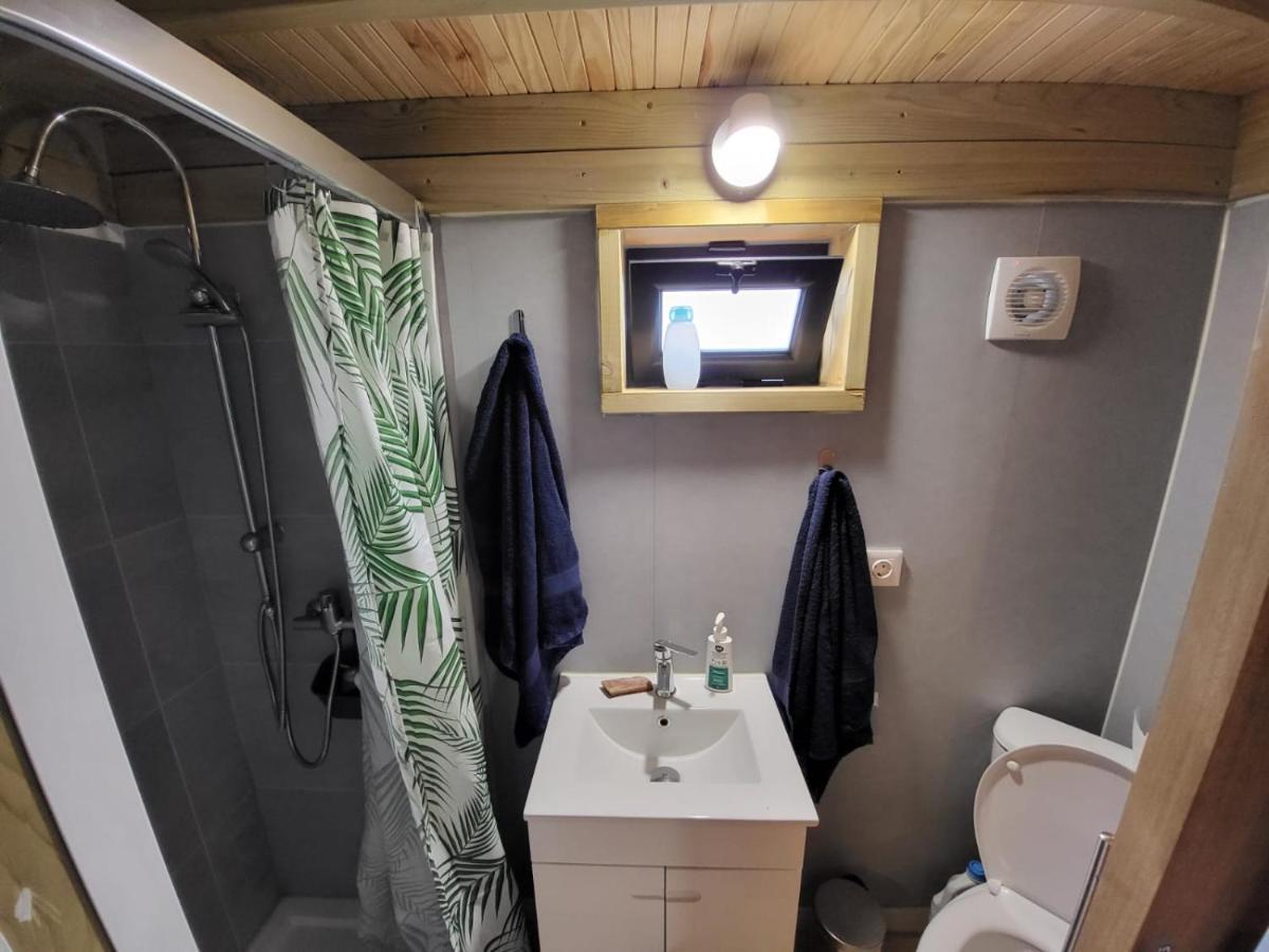 Tinyhouse Rossas Villa Santa Comba de Rossas Bagian luar foto